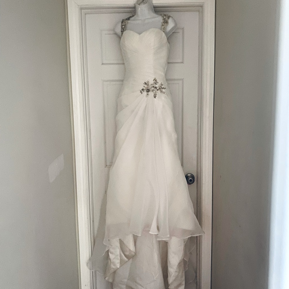 WEDDING DRESS!!!